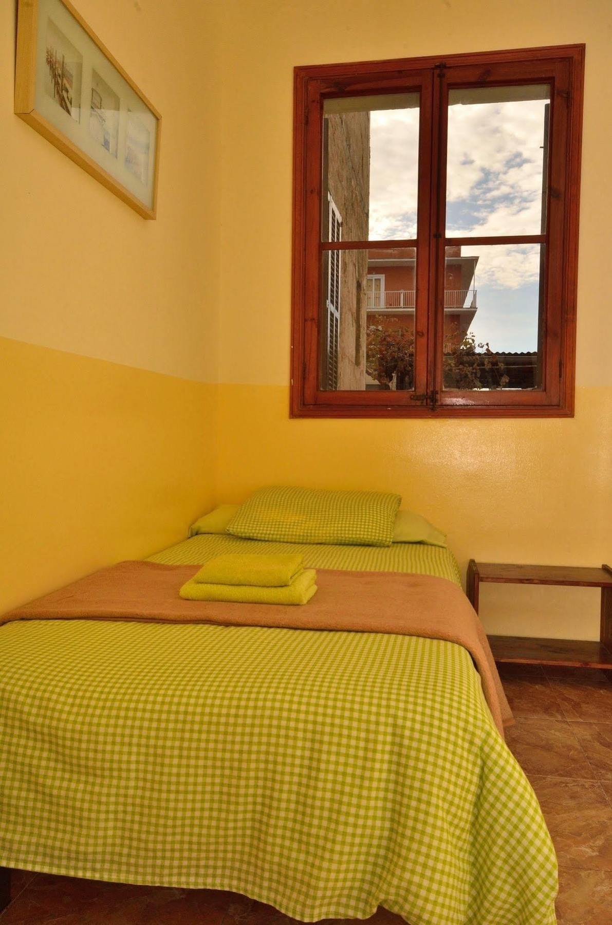 Hostal Atlanta El Arenal  Exteriör bild